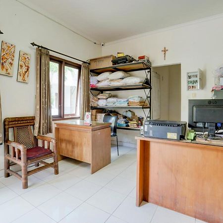 Oyo Flagship 90754 Alamanda Guesthouse 丹帕沙 外观 照片