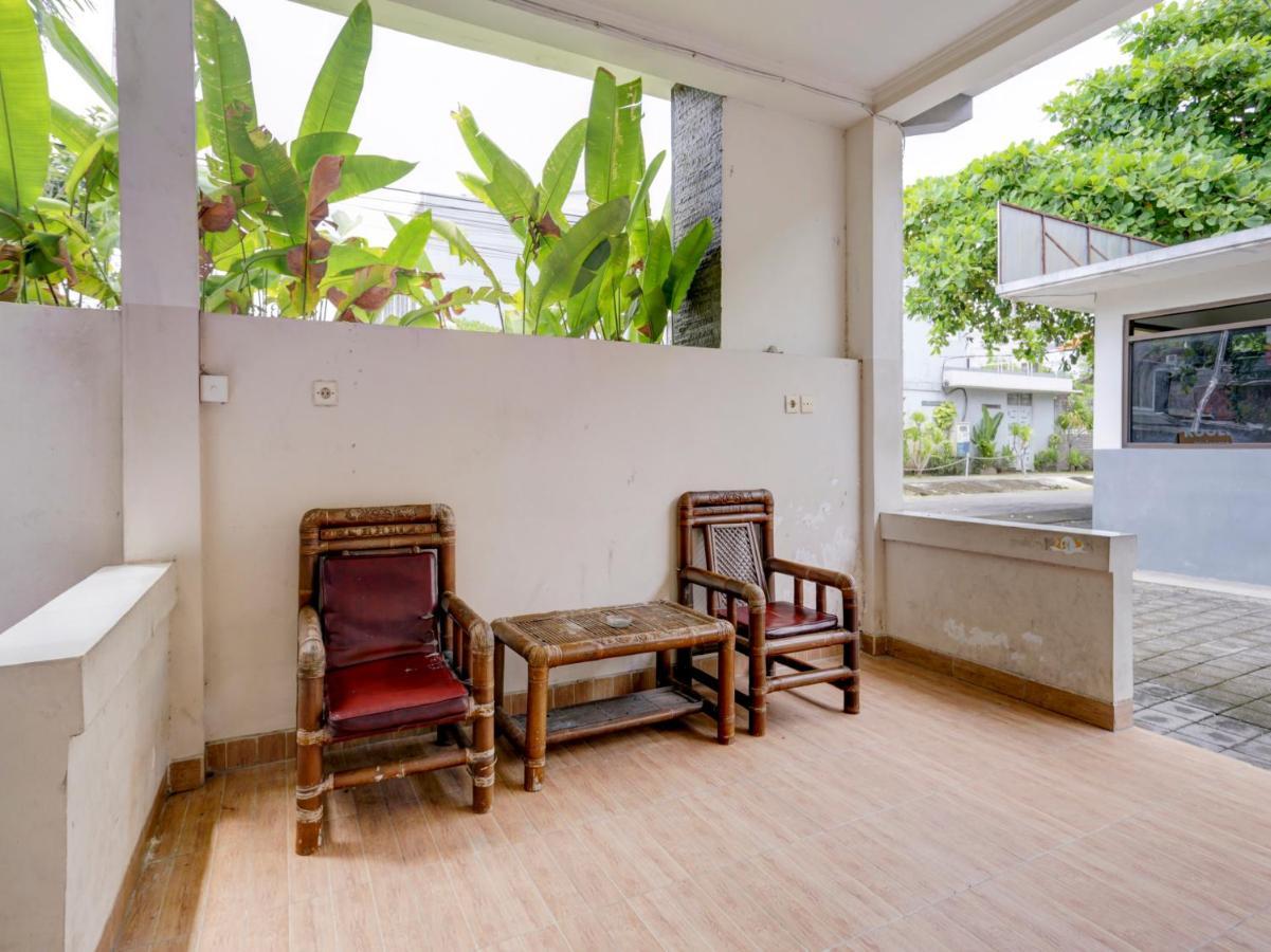 Oyo Flagship 90754 Alamanda Guesthouse 丹帕沙 外观 照片