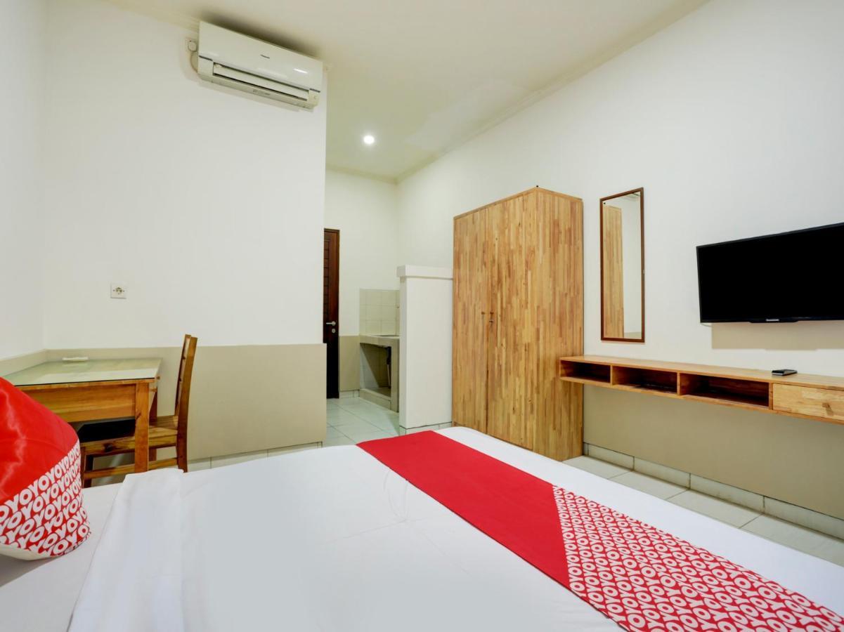 Oyo Flagship 90754 Alamanda Guesthouse 丹帕沙 外观 照片
