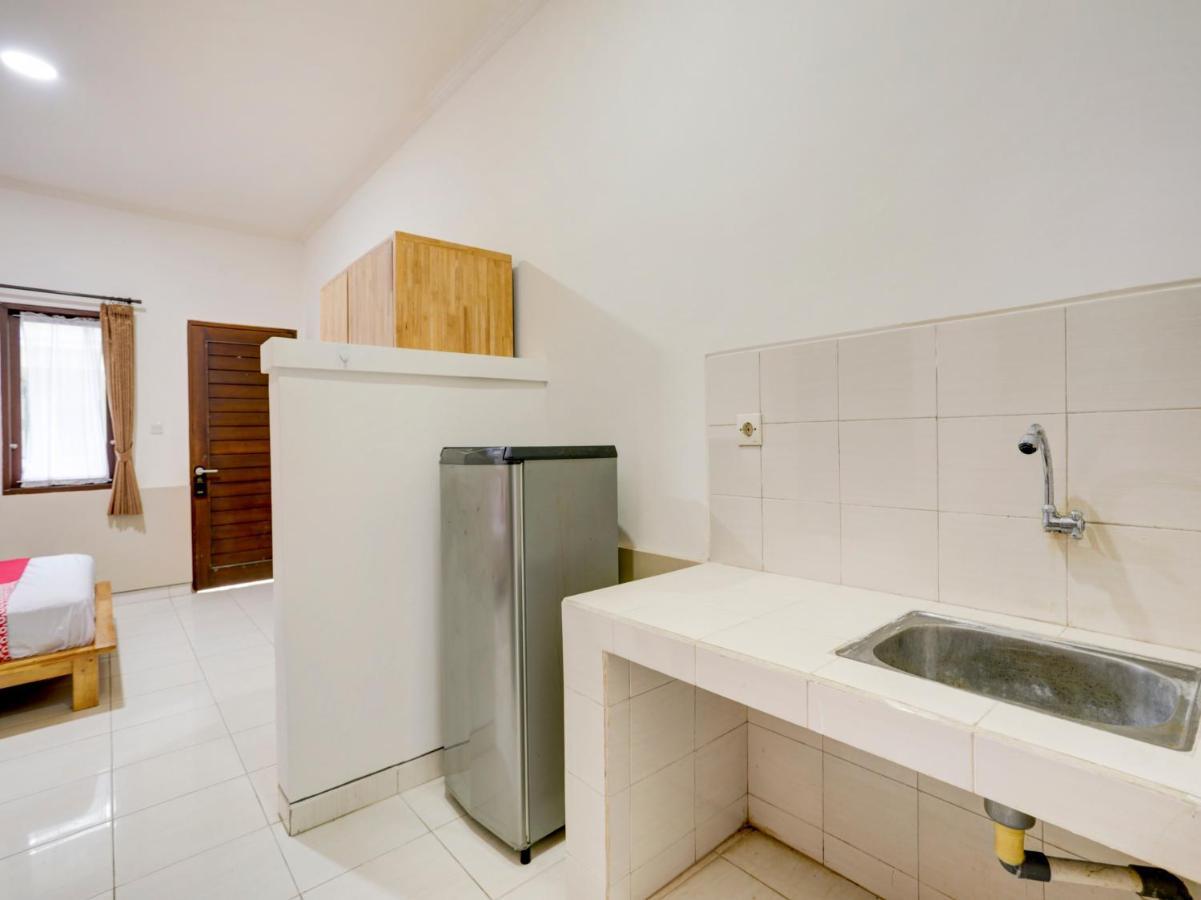 Oyo Flagship 90754 Alamanda Guesthouse 丹帕沙 外观 照片