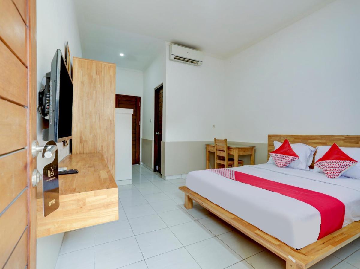 Oyo Flagship 90754 Alamanda Guesthouse 丹帕沙 外观 照片
